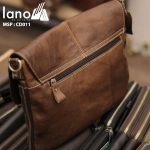 Túi xách da đeo chéo 011 mặt sau
