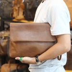 Cặp da nam Lano clutch bag đeo chéo cầm tay da thật sang trọng CD43 cầm tayCặp da nam Lano clutch bag đeo chéo cầm tay da thật sang trọng CD43 cầm tay