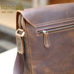 Túi đeo chéo nam da thật đựng iPad dạng hộp KT68 mặt sau