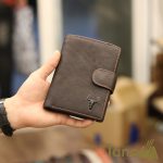 Ví da nam logo đầu trâu có khóa bấm dày dặn thời trang VDN015
