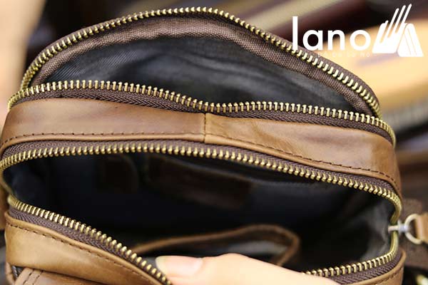 Túi xách nam đeo chéo đựng iPad mini Jeep J30_2017 - bên trong