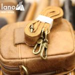 Túi da Lano đeo chéo nam giá rẻ KT109 vàng bò - mặt sau