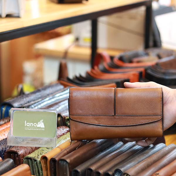 Ví dài cầm tay thời trang tự tin thể hiện cá tính VCTN035