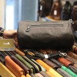 Túi trống du lịch da bò tiện dụng TT08 - mặt sau