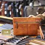 Túi da nam cầm tay Lano nam tính lịch lãm CLT12 - mặt sau