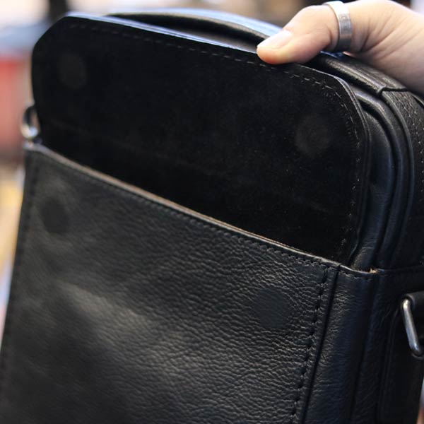 Túi đeo chéo nam Lano mới lại KT121 ngăn phụ phía trước