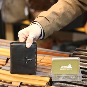 Ví nam da bò thời trang Lano biểu tượng đầu trâu VDN055