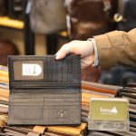 Ví da nam cầm tay Lano mẫu mới 2019 thời trang sang trọng VCTN065 bên trong