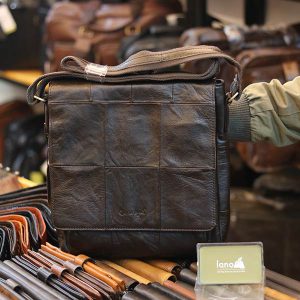 Túi da đeo chéo đựng iPad Lano da bò thật nắp đậy KT136