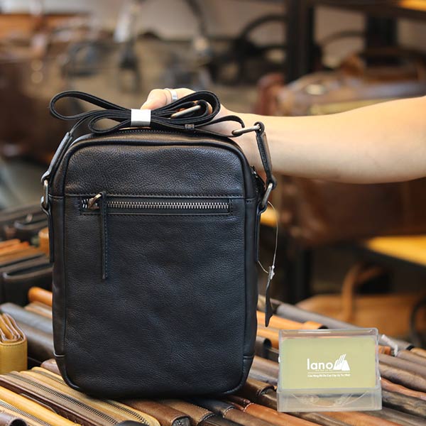 Túi da đeo chéo nam Lano KT153 mặt sau