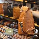 Túi da đeo ngực nam thời trang sang trọng da bò nhập khẩu TDL58 mặt sau