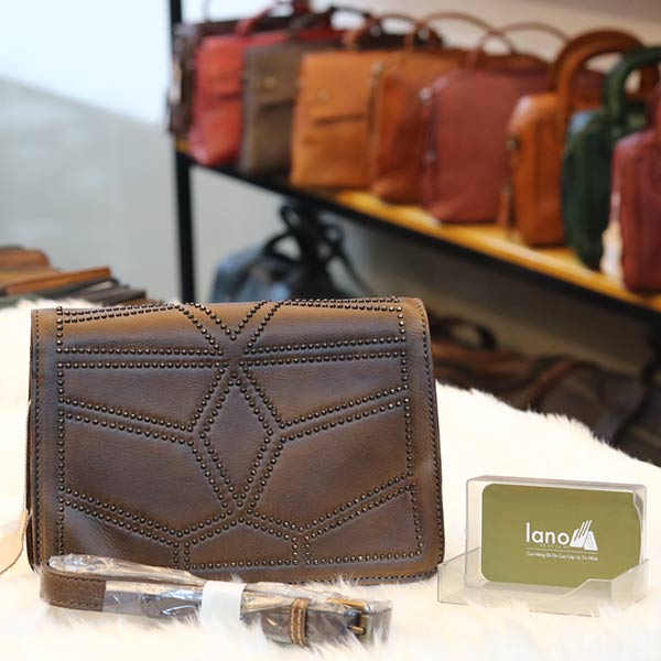 Túi đeo nữ da thật Lano thời trang sang trọng TXN023 mặt sau