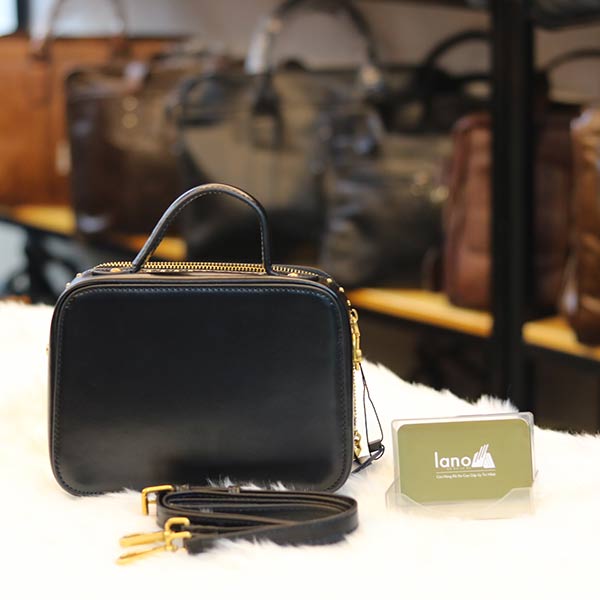 Túi xách nữ Lano da bò cao cấp đinh tán loại bóng TXN035 mặt sau