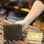 Ví da nam có khóa kéo đầu trâu da bò cao cấp VDN062