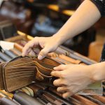 Ví da nam khóa kéo thời trang sang trọng VDN060