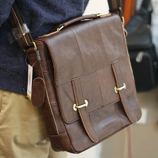 Túi da nam đeo chéo Lano đựng iPad KT157