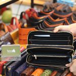 Ví cầm tay cá sấu hàng xuất khẩu 2 khóa kéo loại to VCSCT06