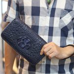 Ví cầm tay cá sấu hàng xuất khẩu 2 khóa kéo loại to VCSCT06