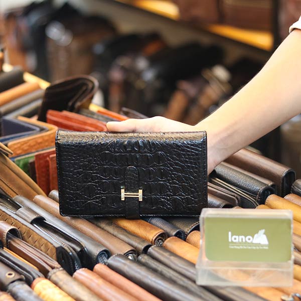 Ví cầm tay da cá sấu 2 gấp loại nhỏ trẻ trung mẫu mới 2019 VCSCT01