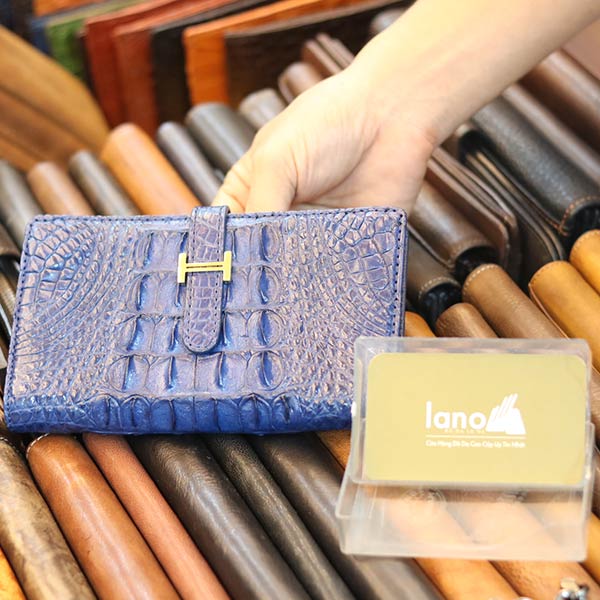 Ví cầm tay da cá sấu 2 gấp loại nhỏ trẻ trung mẫu mới 2019 VCSCT01