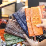 Ví da cá sấu cầm tay cao cấp 3 gấp loại nhỏ VCSCT03