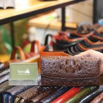 Ví da cá sấu cầm tay cao cấp 3 gấp loại nhỏ VCSCT03