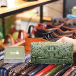 Ví da cá sấu cầm tay cao cấp 3 gấp loại nhỏ VCSCT03