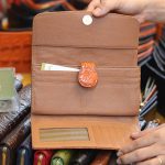 Ví da cá sấu cầm tay cao cấp 3 gấp loại nhỏ VCSCT03