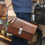 Túi cầm tay da bò khóa số thời trang nam tính CLT36