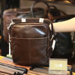 Túi da đeo chéo gọn nhẹ tiện lợi KT167