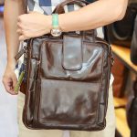 Túi da nam xách tay đeo chéo kiểu dáng công sở KT168