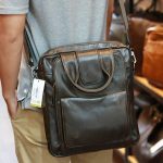 Túi da nam xách tay đeo chéo kiểu dáng công sở KT168