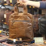 Túi da nam xách tay đeo chéo kiểu dáng công sở KT168