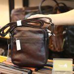 Túi đeo chéo nam mini da bò nhập khẩu nhiều ngăn tiện lợi KT174