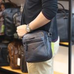 Túi đeo chéo nam mini da bò nhập khẩu nhiều ngăn tiện lợi KT174
