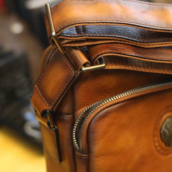 Túi đeo chéo nam da bò thật thời trang công sở mẫu mới 2020