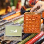 Vi cá sấu đứng đan viền 1 mặt nhỏ gọn tiện lợi VCSDDV03