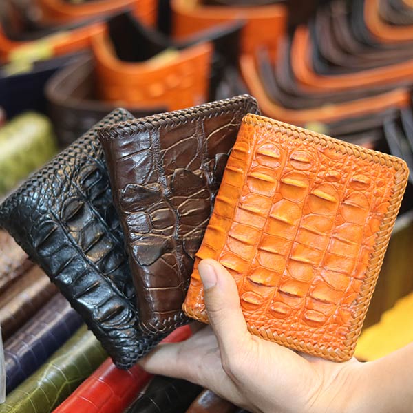 Vi cá sấu đứng đan viền 1 mặt nhỏ gọn tiện lợi VCSDDV03