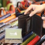 Vi cá sấu đứng đan viền 1 mặt nhỏ gọn tiện lợi VCSDDV03