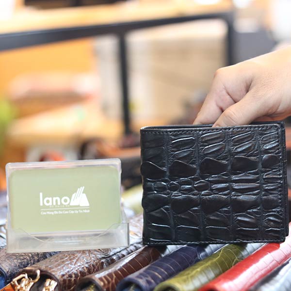 Ví cá sấu ngang gai đuôi 1 mặt hàng xuất khẩu VCSNGD11