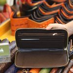 Ví cầm tay da cá sấu hàng xuất khẩu 1 khóa kèo lồi VCSCT09