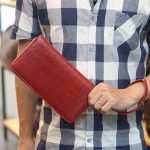 Ví cầm tay da cá sấu hàng xuất khẩu 1 khóa kèo lồi VCSCT09