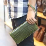 Ví cầm tay da cá sấu hàng xuất khẩu 1 khóa kèo lồi VCSCT09