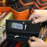 Ví da cá sấu cầm tay 2 gấp 1 mặt thời trang gọn nhẹ VCSCT08