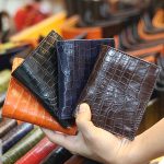 Ví da cá sấu loại đứng mỏng gọn da bụng 1 mặt VCSDT08