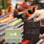 Vi đứng da cá sấu thời trang nam tính gai đuôi 2 mặt mẫu mới VCSDGD05