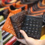 Ví đứng nam da cá sấu mẫu mới 2020 gai lưng 2 mặt VCSDGL07