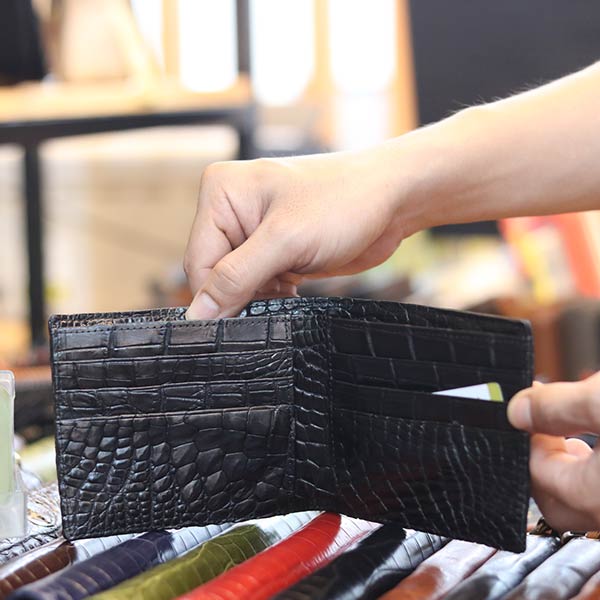 Ví nam loại ngang 2 mặt da cá sấu gai lưng mới 2020 VCSNGL15