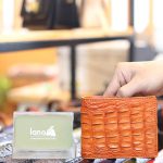 Ví nam loại ngang 2 mặt da cá sấu gai lưng mới 2020 VCSNGL15
