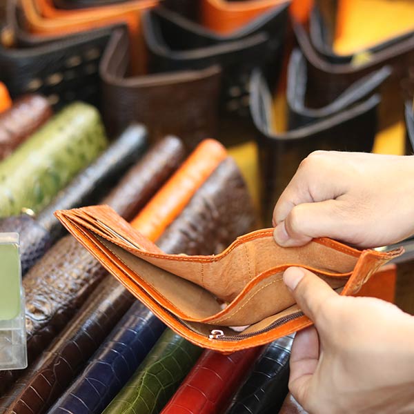 Ví nam loại ngang 2 mặt da cá sấu gai lưng mới 2020 VCSNGL15